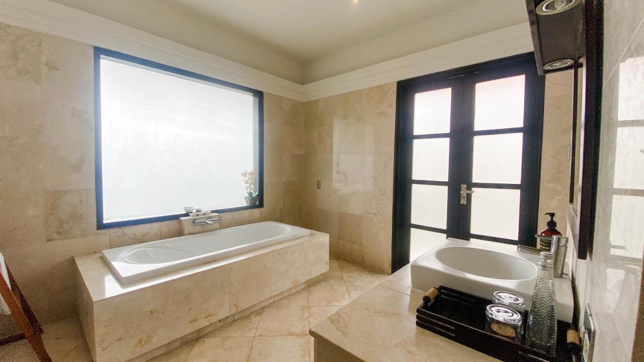 Cometa Villas Seminyak By Premier Hospitality Asia Exterior foto
